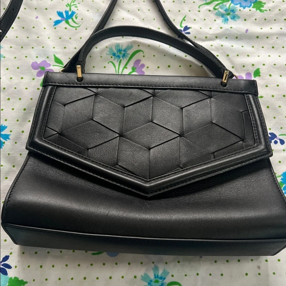 Welden Small Voyager Crossbody Bag - Black